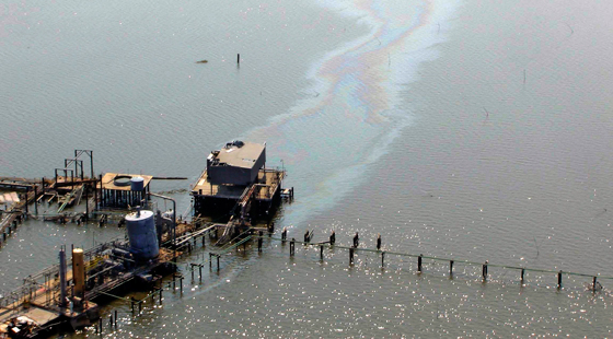 Oil spill in Breton Sound